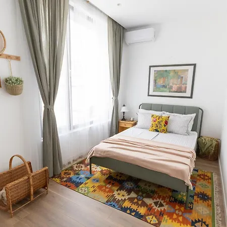 Apartment May * Warna